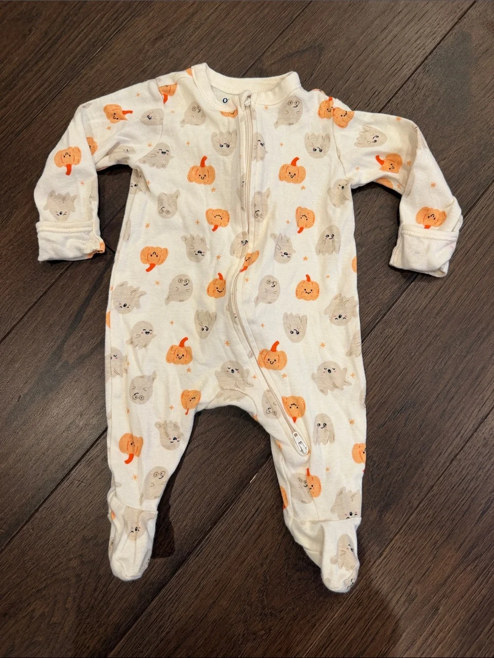 Old Navy Pumpkin Print Zipper One-Piece Size 0-3 Months - C39-144